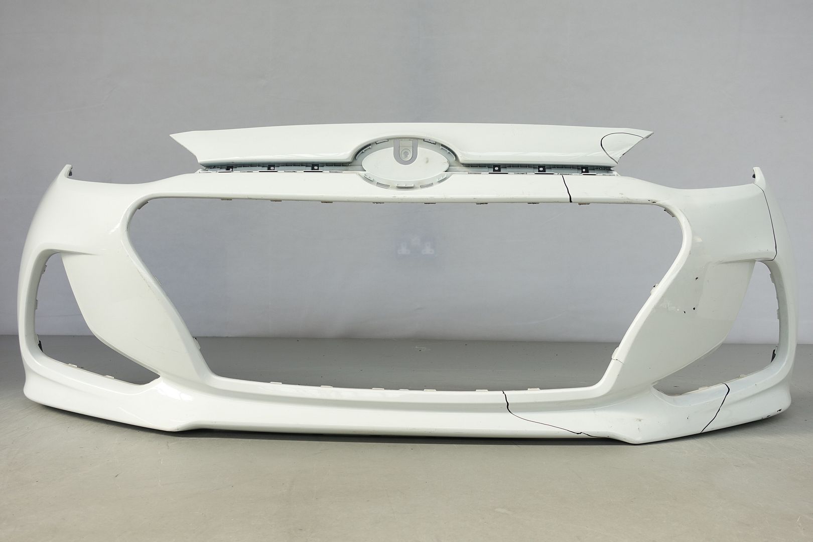 GENUINE HYUNDAI I10 20082011 Hatchback REAR BUMPER p/n 866120X000 eBay